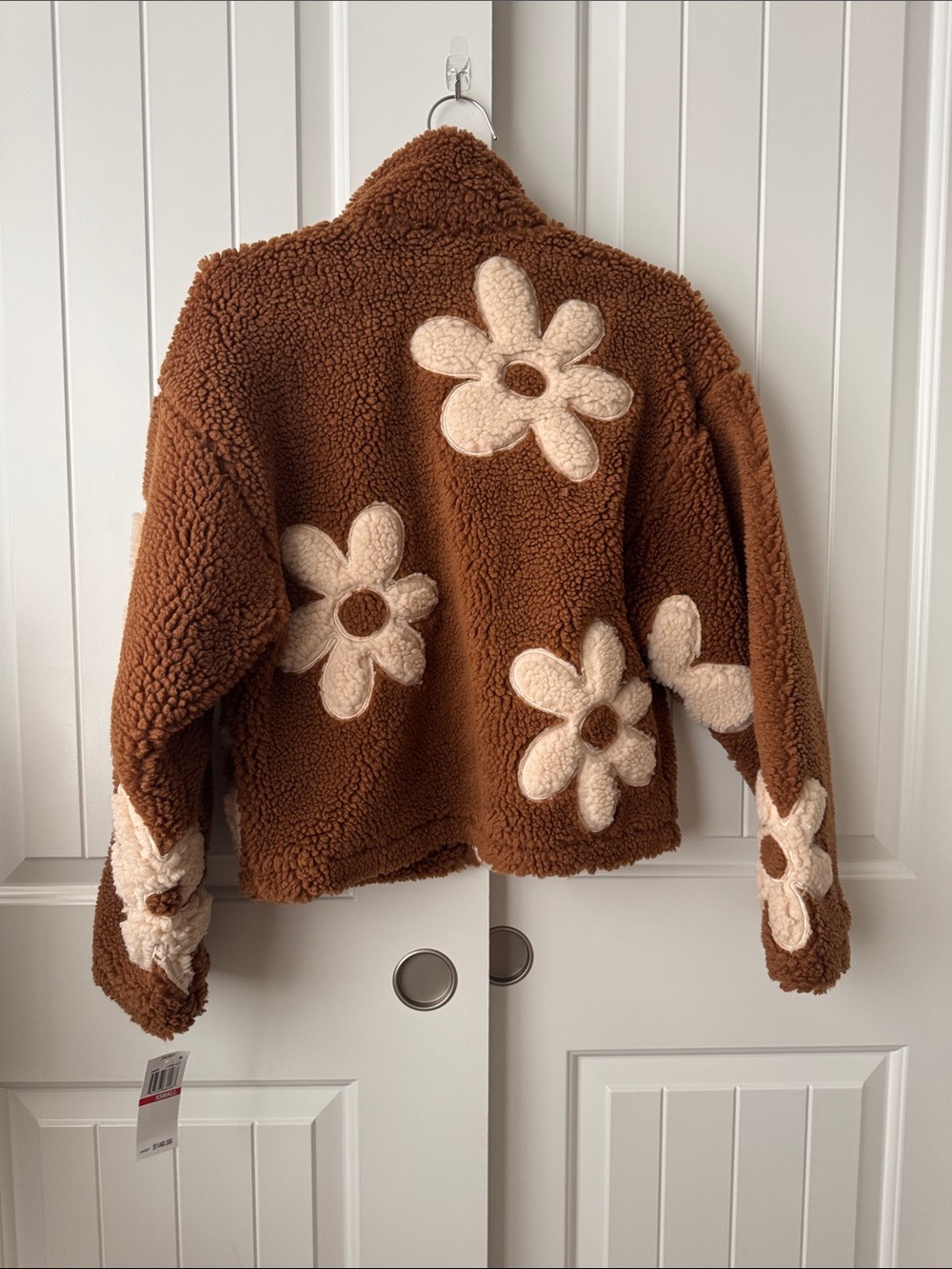 Blank NYC Kids Brown Sherpa Jacket with Cream Floral Appliqués - Picture 7 of 8